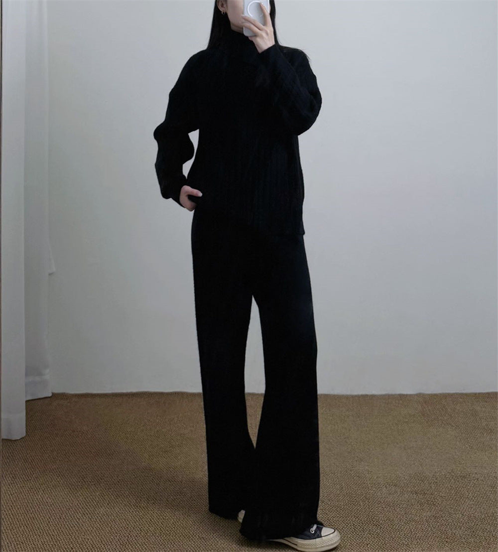 Conjunto Dos Piezas Jersey de Cuello Alto y Pantalón Recto