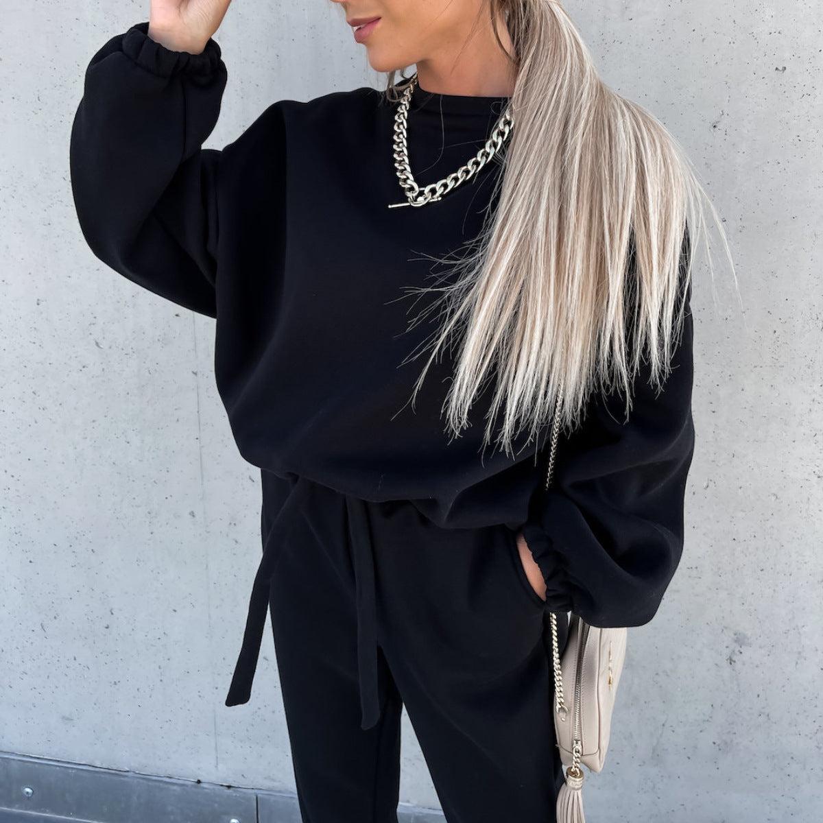 Conjunto Casual de Dos Piezas con Sudadera de Color Liso