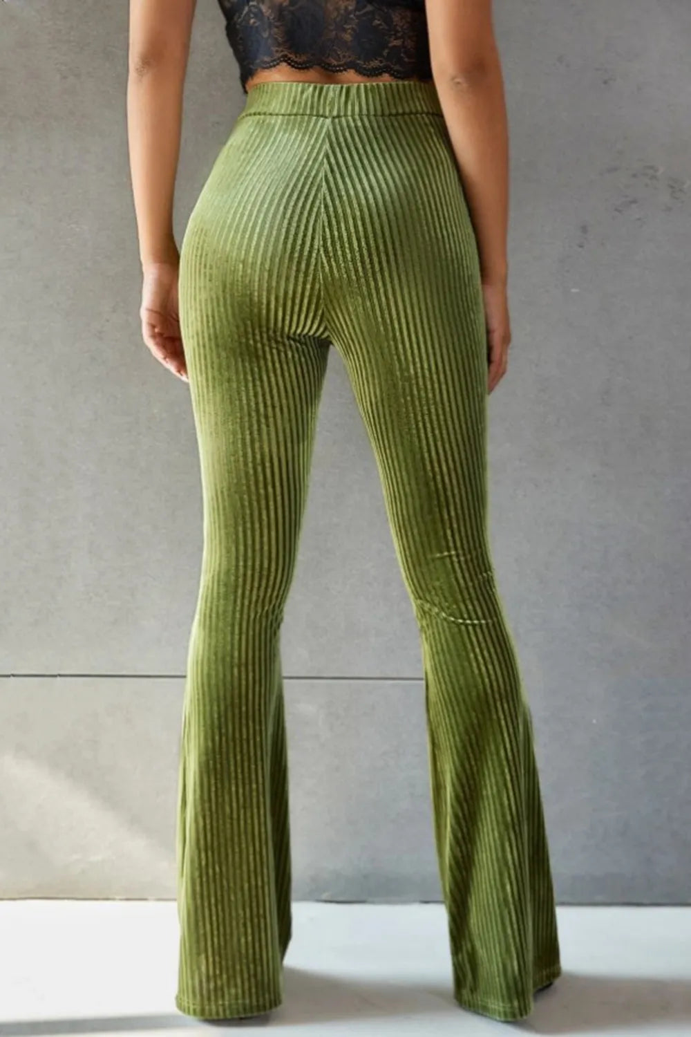 Pantalón Acampanado de Canelé con Talle Alto – Mujer