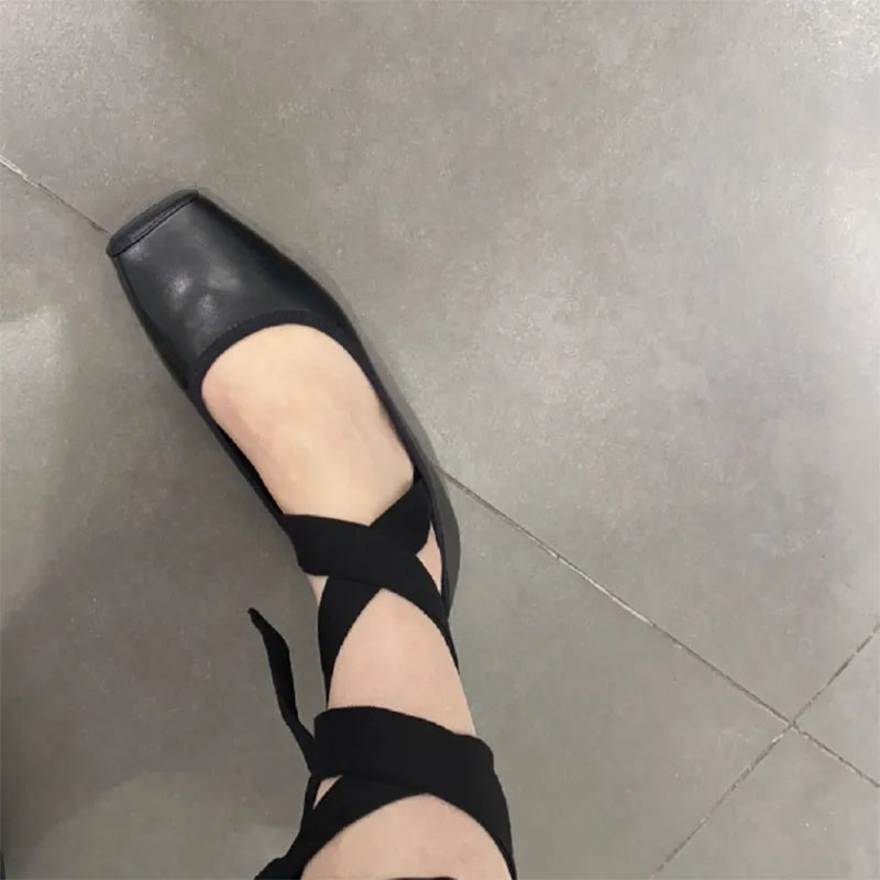 Fashion Classic Ballet Shoes Lace Up Ballet Shoes Women Square Toe Flower Women Flats Elegant Valentine Shoes
