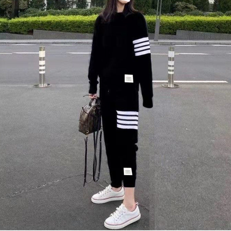 Conjunto Deportivo de Punto Waffle con Pantalón de Rayas – Dos Piezas Mujer