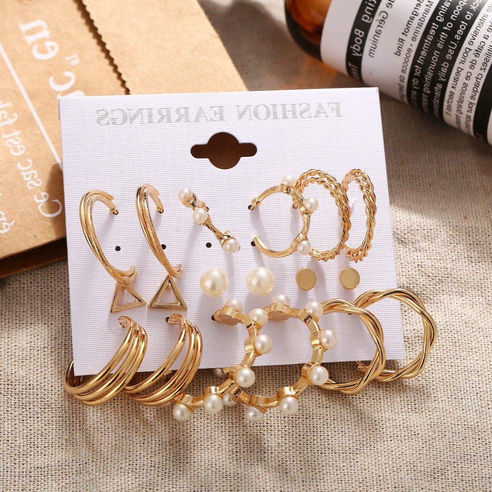 Set de 6 Pendientes Vintage con Perla Incrustada – Estilo Francés Dorado