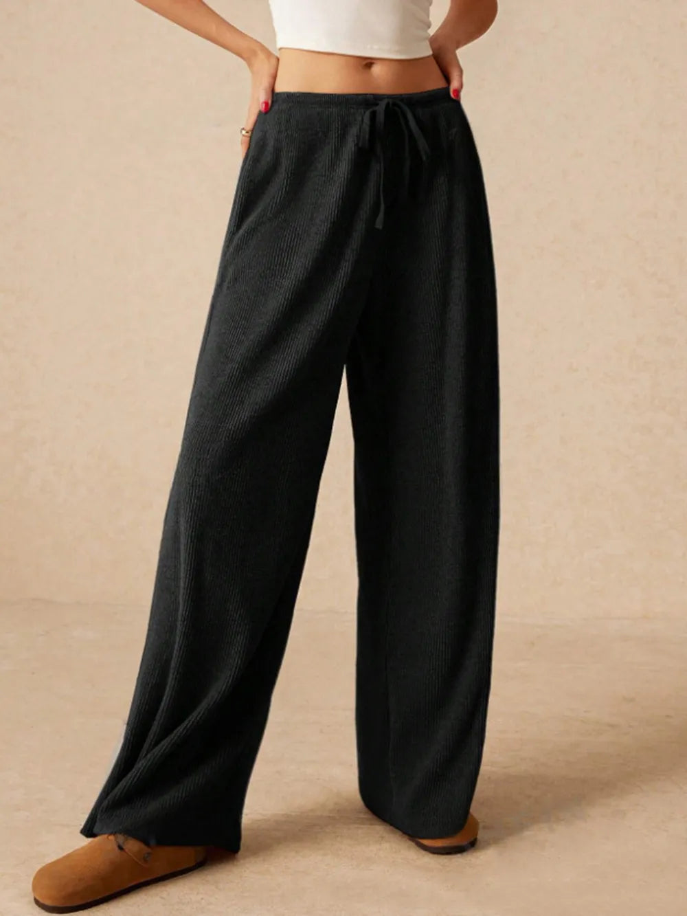 Pantalón de Pata Ancha de Canelé con Cordón y Bolsillos – Mujer