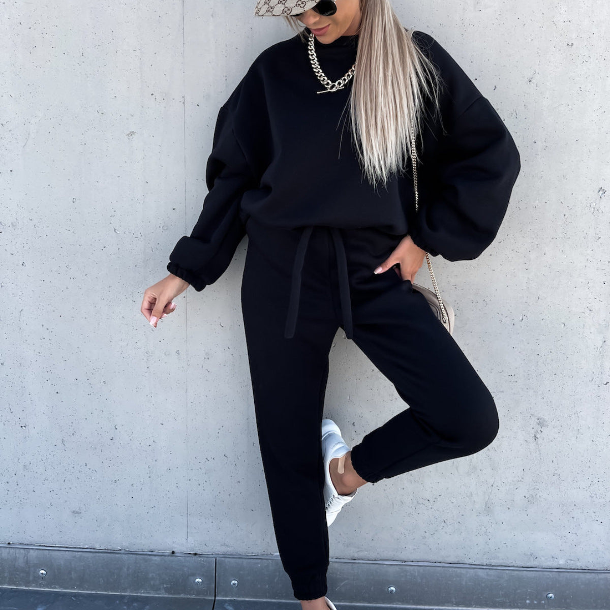 Conjunto Casual de Dos Piezas con Sudadera de Color Liso