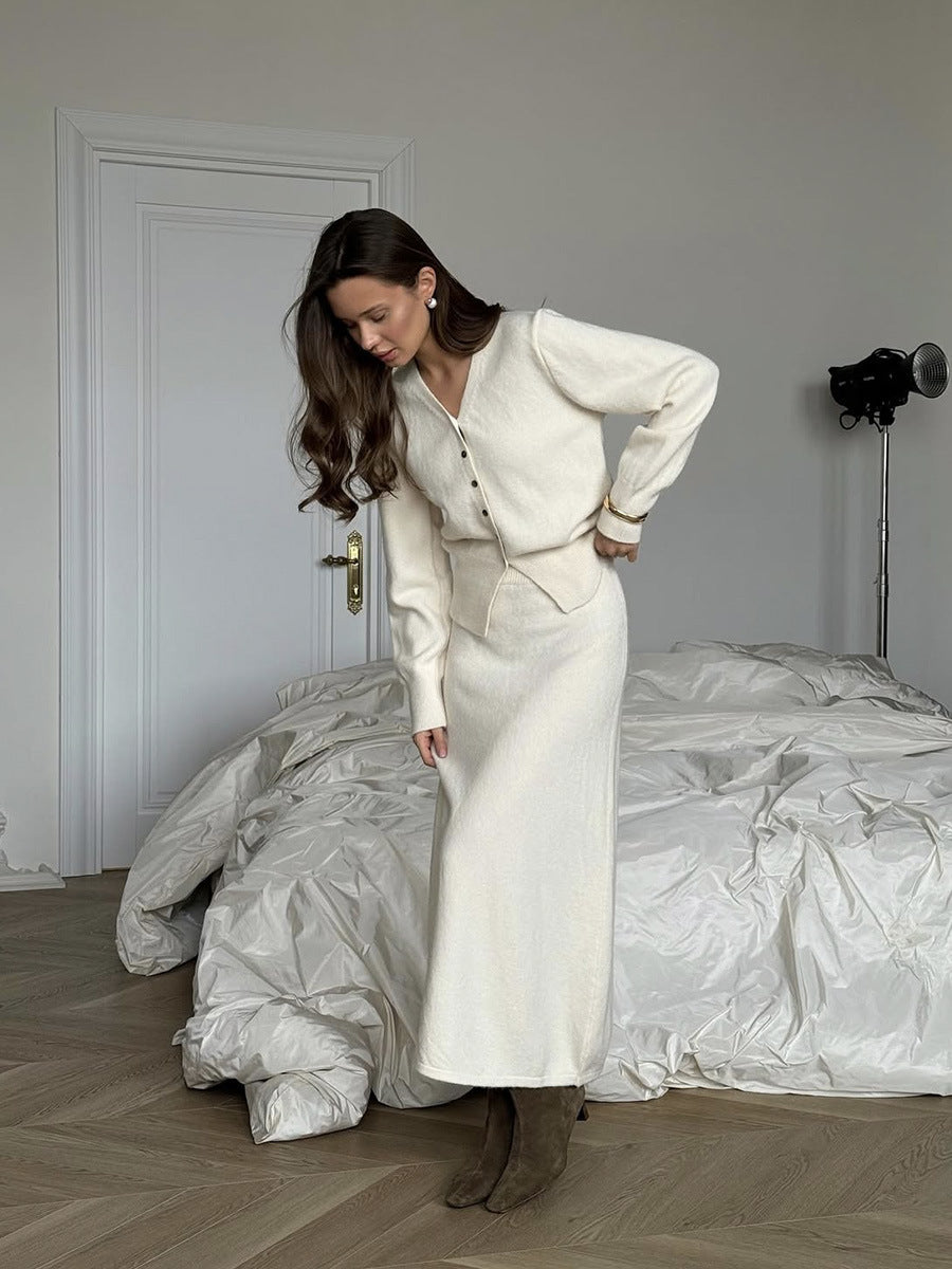 Conjunto de Punto Holgado para Mujer - Cárdigan con Botones Estilo Europeo + Falda Recta
