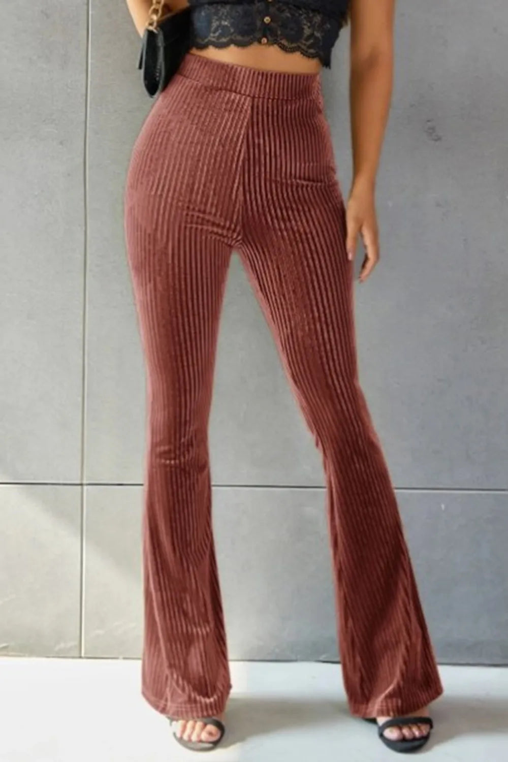 Pantalón Acampanado de Canelé con Talle Alto – Mujer