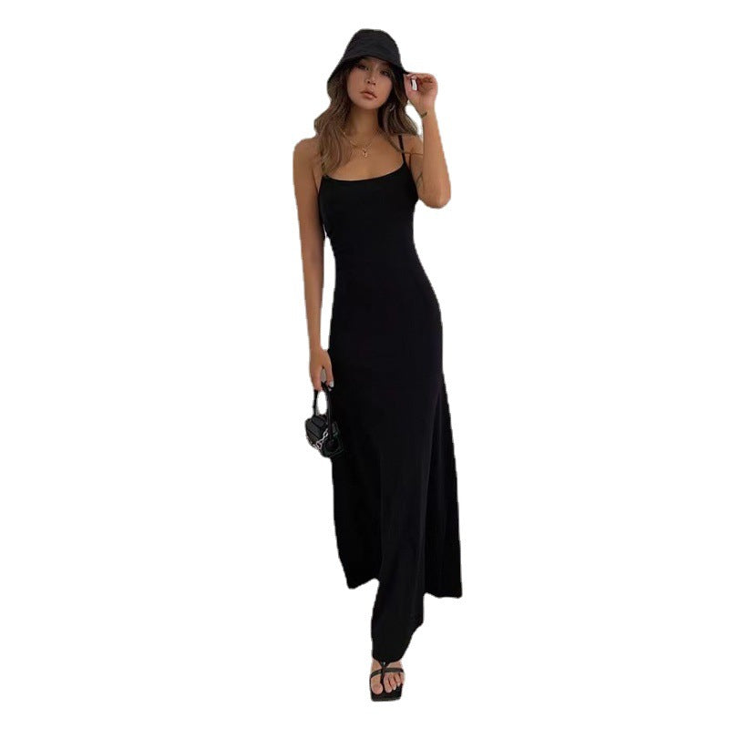 Vestido Bodycon Ceñido sin Mangas — Abertura Lateral y Tirantes Finos
