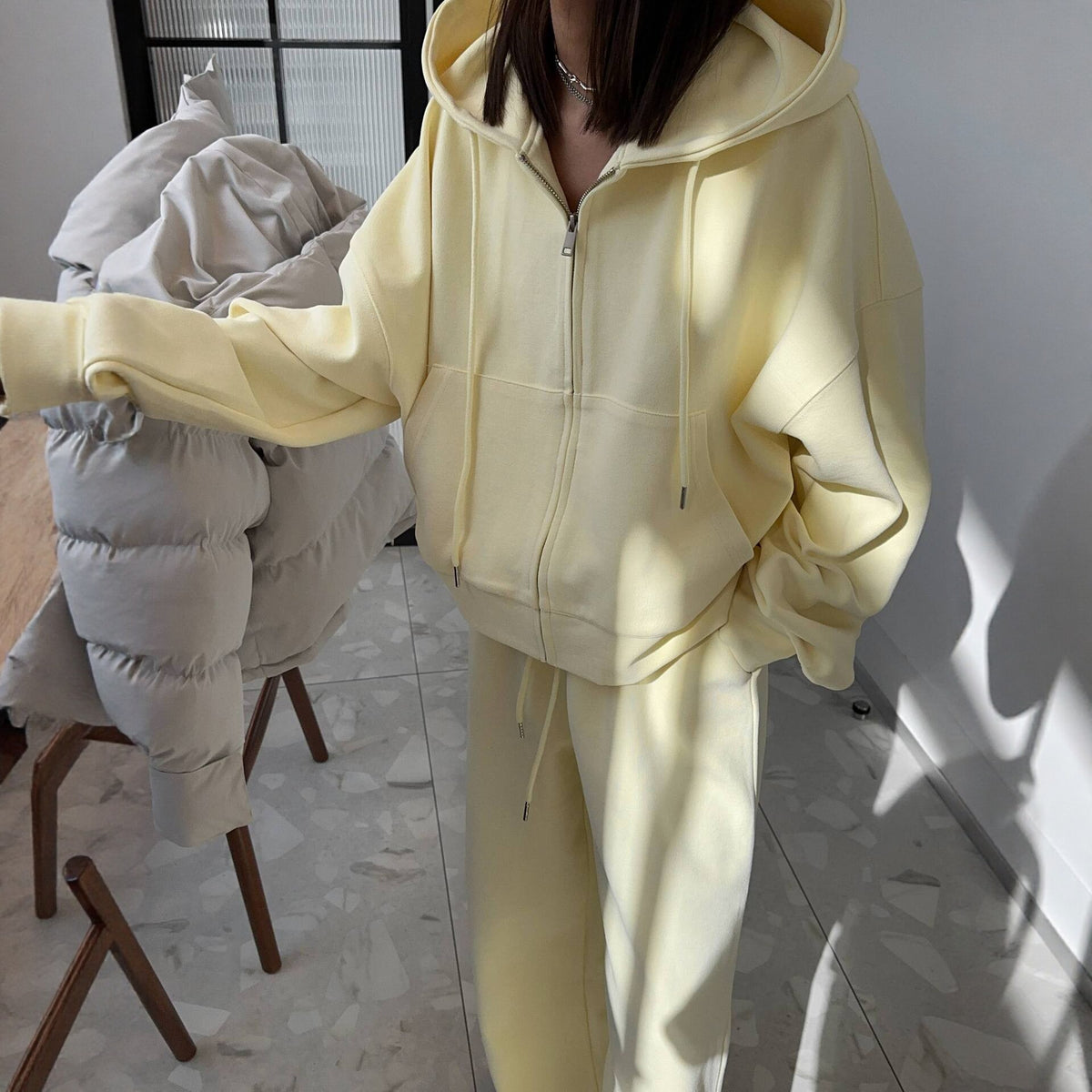 Conjunto Deportivo Holgado con Capucha y Cremallera - Mujer
