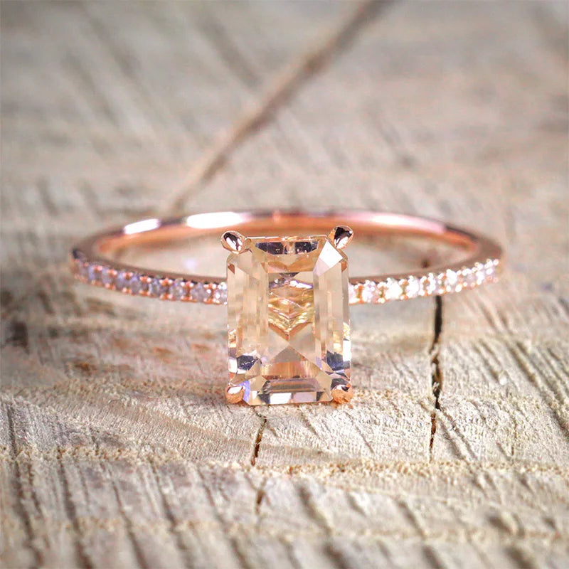 Set de 2 Anillos Bañados en Oro Rosa con Circonita Blanca – Boda y Compromiso