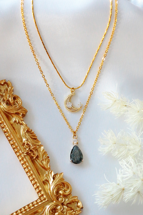 Collar Doble Capa Luna Chapado en Oro de 18 Kilates